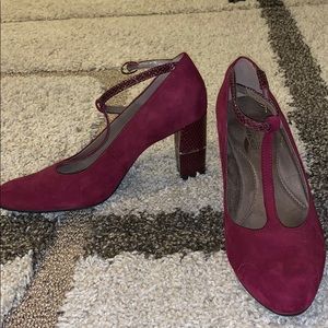 Maroon Heels